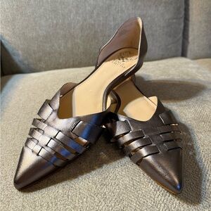 Vince Camuto flats